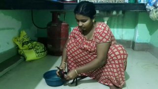Desi indian hot wife deluwara khatun cooking and fucking in hd